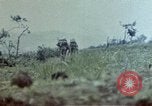 Image 6e Marines 2e Bataillon 22e Régiment Naha Okinawa îles Ryukyu, 1945, de la seconde 34 séquences d'archives historiques vidéo 65675052772