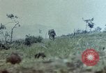 Image 6e Marines 2e Bataillon 22e Régiment Naha Okinawa îles Ryukyu, 1945, de la seconde 38 séquences d'archives historiques vidéo 65675052772