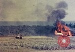 Immagine di Lanciafiamme serbatoi Okinawa isole Ryukyu, 1945, secondo 38 filmato di repertorio 65675052785