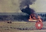Immagine di Lanciafiamme serbatoi Okinawa isole Ryukyu, 1945, secondo 40 filmato di repertorio 65675052785