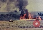Immagine di Lanciafiamme serbatoi Okinawa isole Ryukyu, 1945, secondo 47 filmato di repertorio 65675052785