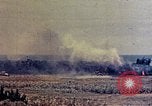 Immagine di Lanciafiamme serbatoi Okinawa isole Ryukyu, 1945, secondo 53 filmato di repertorio 65675052785