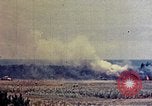 Immagine di Lanciafiamme serbatoi Okinawa isole Ryukyu, 1945, secondo 58 filmato di repertorio 65675052785