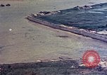 Immagine di Spiaggia Shima Okinawa isole Ryukyu, 1945, secondo 51 filmato di repertorio 65675052786