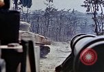 Standbild M4A3 Panzer Okinawa Ryukyu Inseln, 1945, aus Sekunde 9 historischem Filmmaterial Videoclip 65675052792