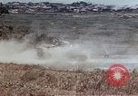 Standbild M4A3 Panzer Okinawa Ryukyu Inseln, 1945, aus Sekunde 26 historischem Filmmaterial Videoclip 65675052792