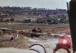 Standbild M4A3 Panzer Okinawa Ryukyu Inseln, 1945, aus Sekunde 43 historischem Filmmaterial Videoclip 65675052792