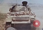 Standbild M4A3 Panzer Okinawa Ryukyu Inseln, 1945, aus Sekunde 61 historischem Filmmaterial Videoclip 65675052792