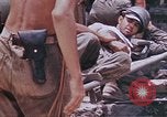 Standbild Marines Okinawa Ryukyu Inseln, 1945, aus Sekunde 27 historischem Filmmaterial Videoclip 65675052796