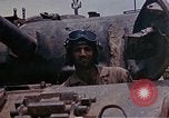 Standbild Marines Okinawa Ryukyu Inseln, 1945, aus Sekunde 40 historischem Filmmaterial Videoclip 65675052796