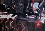 Standbild Marines Okinawa Ryukyu Inseln, 1945, aus Sekunde 53 historischem Filmmaterial Videoclip 65675052796