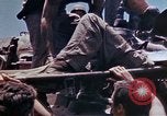 Standbild Marines Okinawa Ryukyu Inseln, 1945, aus Sekunde 56 historischem Filmmaterial Videoclip 65675052796