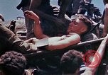 Standbild Marines Okinawa Ryukyu Inseln, 1945, aus Sekunde 59 historischem Filmmaterial Videoclip 65675052796