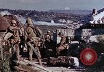 Standbild Marine riflemen Okinawa Ryukyu Inseln, 1945, aus Sekunde 13 historischem Filmmaterial Videoclip 65675052797
