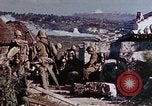 Standbild Marine riflemen Okinawa Ryukyu Inseln, 1945, aus Sekunde 14 historischem Filmmaterial Videoclip 65675052797