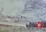Standbild 6 Marines 2 Bataillon 22nd Regiment Okinawa Ryukyu Inseln, 1945, aus Sekunde 5 historischem Filmmaterial Videoclip 65675052798