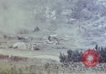 Standbild 6 Marines 2 Bataillon 22nd Regiment Okinawa Ryukyu Inseln, 1945, aus Sekunde 19 historischem Filmmaterial Videoclip 65675052798