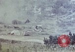 Standbild 6 Marines 2 Bataillon 22nd Regiment Okinawa Ryukyu Inseln, 1945, aus Sekunde 23 historischem Filmmaterial Videoclip 65675052798