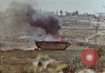 Standbild 6 Marines 2 Bataillon 22nd Regiment Okinawa Ryukyu Inseln, 1945, aus Sekunde 26 historischem Filmmaterial Videoclip 65675052798