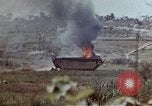 Standbild 6 Marines 2 Bataillon 22nd Regiment Okinawa Ryukyu Inseln, 1945, aus Sekunde 31 historischem Filmmaterial Videoclip 65675052798