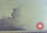 Standbild USA Flugzeuge Okinawa Ryukyu Inseln, 1945, aus Sekunde 30 historischem Filmmaterial Videoclip 65675052805