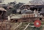 Image 6e Régiment Maritime 22e Marines Okinawa îles Ryukyu, 1945, de la seconde 24 séquences d'archives historiques vidéo 65675052807