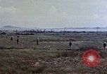 Image 6e Régiment Maritime 22e Marines Okinawa îles Ryukyu, 1945, de la seconde 53 séquences d'archives historiques vidéo 65675052807