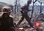 Image 6e Division maritime 4e Marines Okinawa îles Ryukyu, 1945, de la seconde 24 séquences d'archives historiques vidéo 65675052840