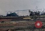 Image des Marines des États-Unis Okinawa îles Ryukyu, 1945, de la seconde 12 séquences d'archives historiques vidéo 65675052851