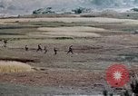 Image des Marines des États-Unis Okinawa îles Ryukyu, 1945, de la seconde 62 séquences d'archives historiques vidéo 65675052851