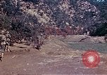 Immagine di Stati Uniti Marines Okinawa isole Ryukyu, 1945, secondo 21 filmato di repertorio 65675052852