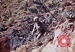 Immagine di Stati Uniti Marines Okinawa isole Ryukyu, 1945, secondo 52 filmato di repertorio 65675052852