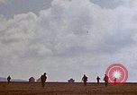 Immagine di 6° Divisione Marine 4 Marines Okinawa isole Ryukyu, 1945, secondo 18 filmato di repertorio 65675052857