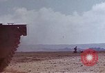Immagine di 6° Divisione Marine 4 Marines Okinawa isole Ryukyu, 1945, secondo 38 filmato di repertorio 65675052857