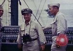 Immagine di Addetto Navale Commodore Herbert Knowles Okinawa isole Ryukyu, 1945, secondo 13 filmato di repertorio 65675052858