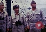 Immagine di Addetto Navale Commodore Herbert Knowles Okinawa isole Ryukyu, 1945, secondo 16 filmato di repertorio 65675052858