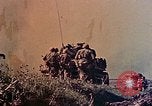 Standbild 29 Marine Division Okinawa Ryukyu Inseln, 1945, aus Sekunde 20 historischem Filmmaterial Videoclip 65675052879