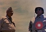 Immagine di Generali Geiger e del Valle Mobuni Okinawa isole Ryukyu, 1945, secondo 11 filmato di repertorio 65675052903
