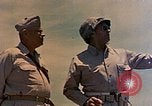 Immagine di Generali Geiger e del Valle Mobuni Okinawa isole Ryukyu, 1945, secondo 15 filmato di repertorio 65675052903