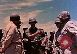 Immagine di Generali Geiger e del Valle Mobuni Okinawa isole Ryukyu, 1945, secondo 43 filmato di repertorio 65675052903