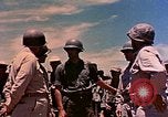 Immagine di Generali Geiger e del Valle Mobuni Okinawa isole Ryukyu, 1945, secondo 45 filmato di repertorio 65675052903