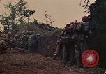 Standbild 5 Marine-Regiment-Schlacht auf Okinawa Okinawa-Ryukyu-Inseln, 1945, aus Sekunde 18 historischem Filmmaterial Videoclip 65675052917