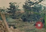 Standbild 5 Marine-Regiment-Schlacht auf Okinawa Okinawa-Ryukyu-Inseln, 1945, aus Sekunde 40 historischem Filmmaterial Videoclip 65675052917