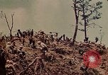 Standbild 5 Marine-Regiment-Schlacht auf Okinawa Okinawa-Ryukyu-Inseln, 1945, aus Sekunde 54 historischem Filmmaterial Videoclip 65675052917