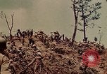 Standbild 5 Marine-Regiment-Schlacht auf Okinawa Okinawa-Ryukyu-Inseln, 1945, aus Sekunde 57 historischem Filmmaterial Videoclip 65675052917