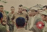 Image US Marines sur l'île Takabanare Takabanare Île Okinawa îles Ryukyu, 1945, de la seconde 8 séquences d'archives historiques vidéo 65675052918