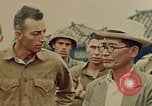 Image US Marines sur l'île Takabanare Takabanare Île Okinawa îles Ryukyu, 1945, de la seconde 10 séquences d'archives historiques vidéo 65675052918