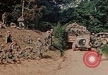 Image 5e Régiment de Marines Okinawa îles Ryukyu, 1945, de la seconde 4 séquences d'archives historiques vidéo 65675052919