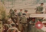 Image 5e Régiment de Marines Okinawa îles Ryukyu, 1945, de la seconde 38 séquences d'archives historiques vidéo 65675052919