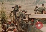 Image 5e Régiment de Marines Okinawa îles Ryukyu, 1945, de la seconde 39 séquences d'archives historiques vidéo 65675052919